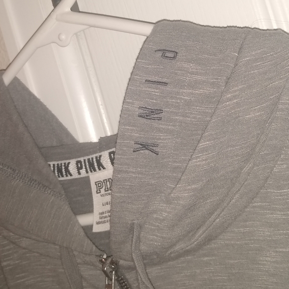 VS PINK TOP - Picture 3 of 3